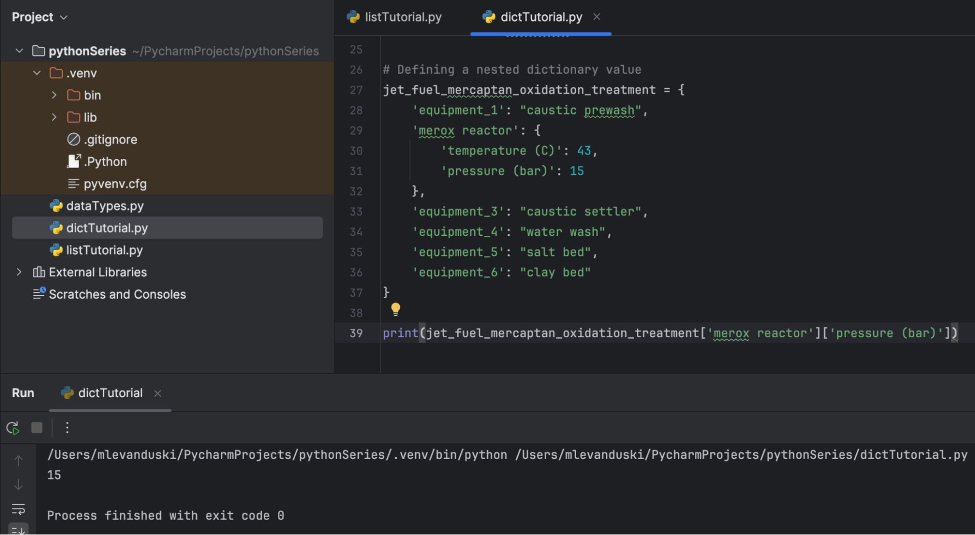 Nesting an entry in a Python dictionary